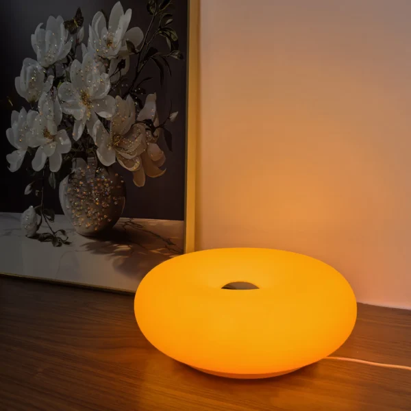 donut table lamp USB plug - Image 2