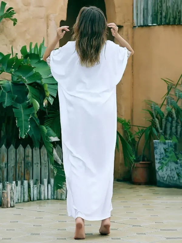 Elegant Gold Embroidered Kaftan - Image 3