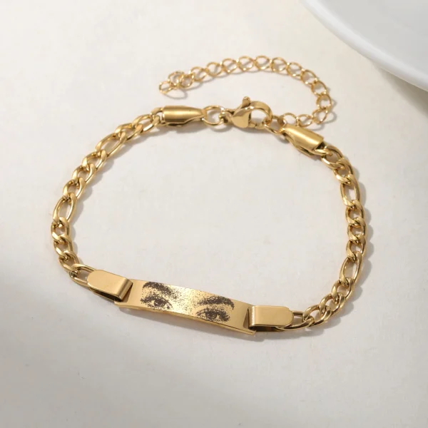 Personalized Eye Bracelet Drawing - Image 4