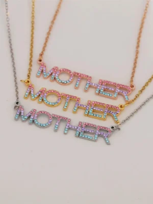 Gradient Diamond Name Necklace Handwriting