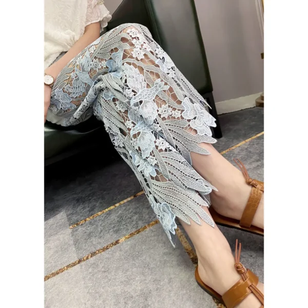 Summer New Vintage Flower Hollowed-out Jeans - Image 4