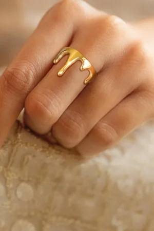 Dripping Drop Ring