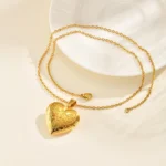 Custom Photo Locket Necklace for Women - Image 2