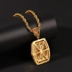 Exquisite Zircon Watch Shape - Image 5