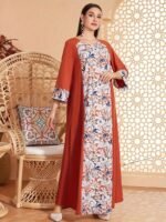 Elegant Floral Print Long Sleeved Abaya - Image 4