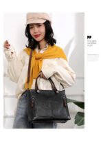 Retro Large-capacity Handbags Simple Crossbody Shoulder Bags For Women - Image 2